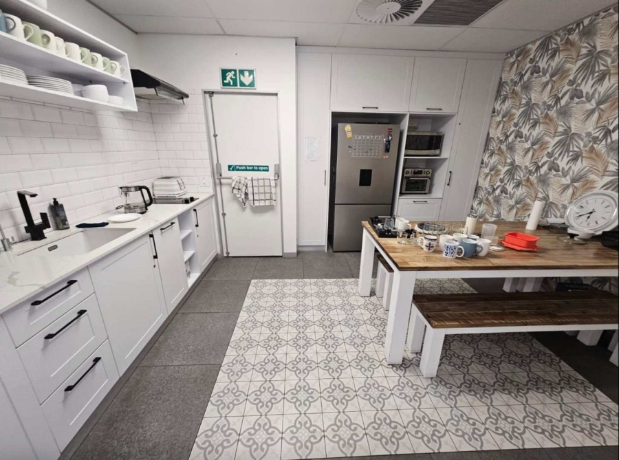 To Let Commercial Property for Rent in Foreshore Western Cape